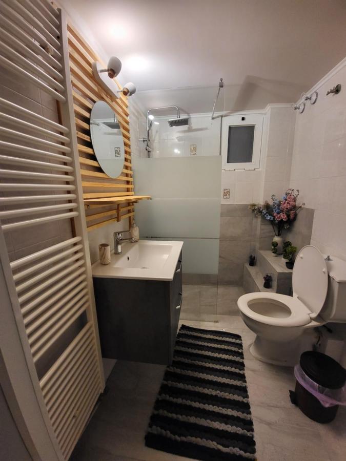 The Anchor - Next To The Port, Airport & Athens Apartment Rafina  Ngoại thất bức ảnh