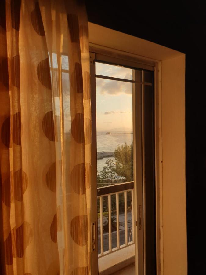 The Anchor - Next To The Port, Airport & Athens Apartment Rafina  Ngoại thất bức ảnh